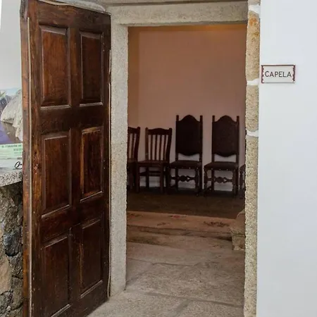 펜션 Spacious House With Garden Near Bemposta + Private Pool