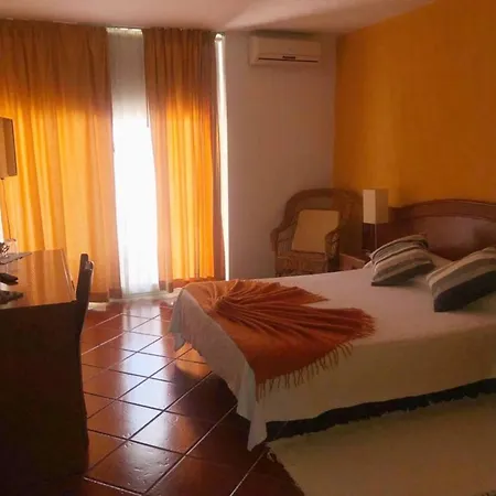 Spacious House With Garden Near Bemposta + Private Pool