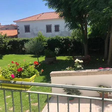 Spacious House With Garden Near Bemposta + Private Pool Casa de Férias Bemposta (Braganca)