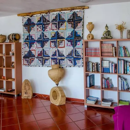 펜션 Spacious House With Garden Near Bemposta + Private Pool 벰포스타